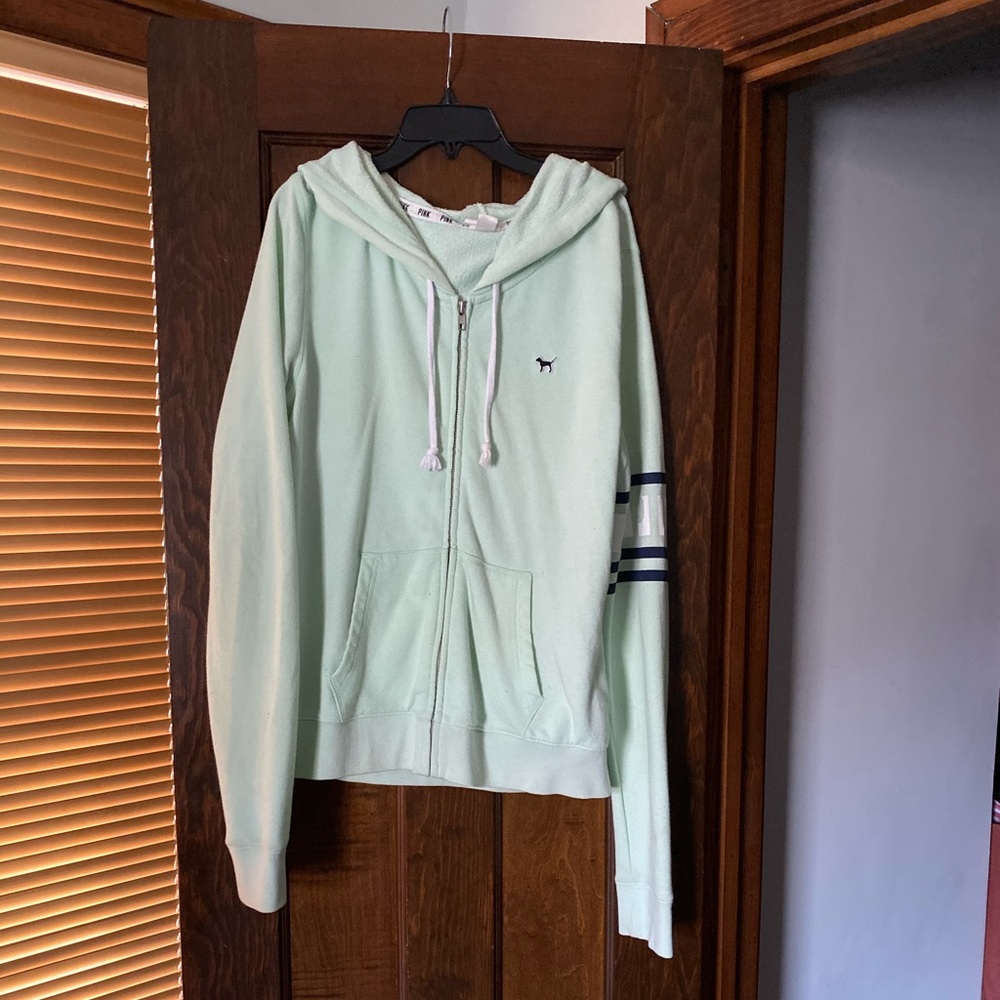 Pink Victoria’s Secret | Sea Foam Zip Up